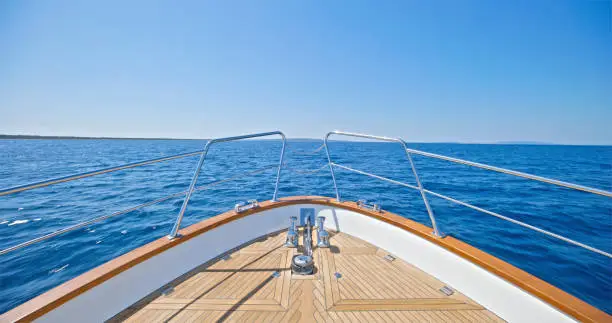 【Convenience Upgrade】’Hong Kong Vessels Heading North’ One-Stop Service: An exclusive route from Causeway Bay rendezvous to Jinwan border crossing