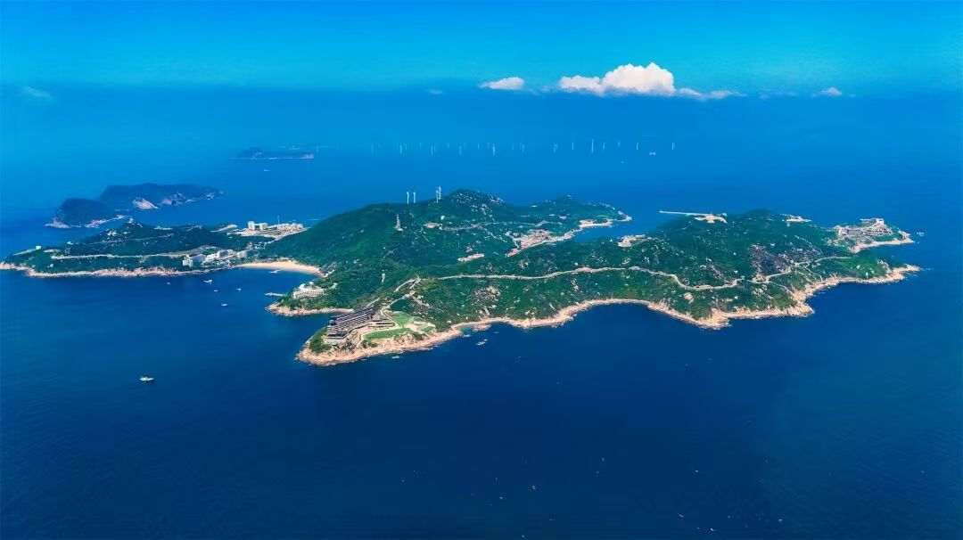 Aerial view of Dong’ao Island and its bays